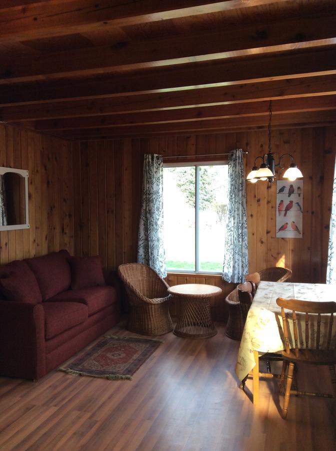 Cherry Cove Cabins Villa Kaslo Exterior photo