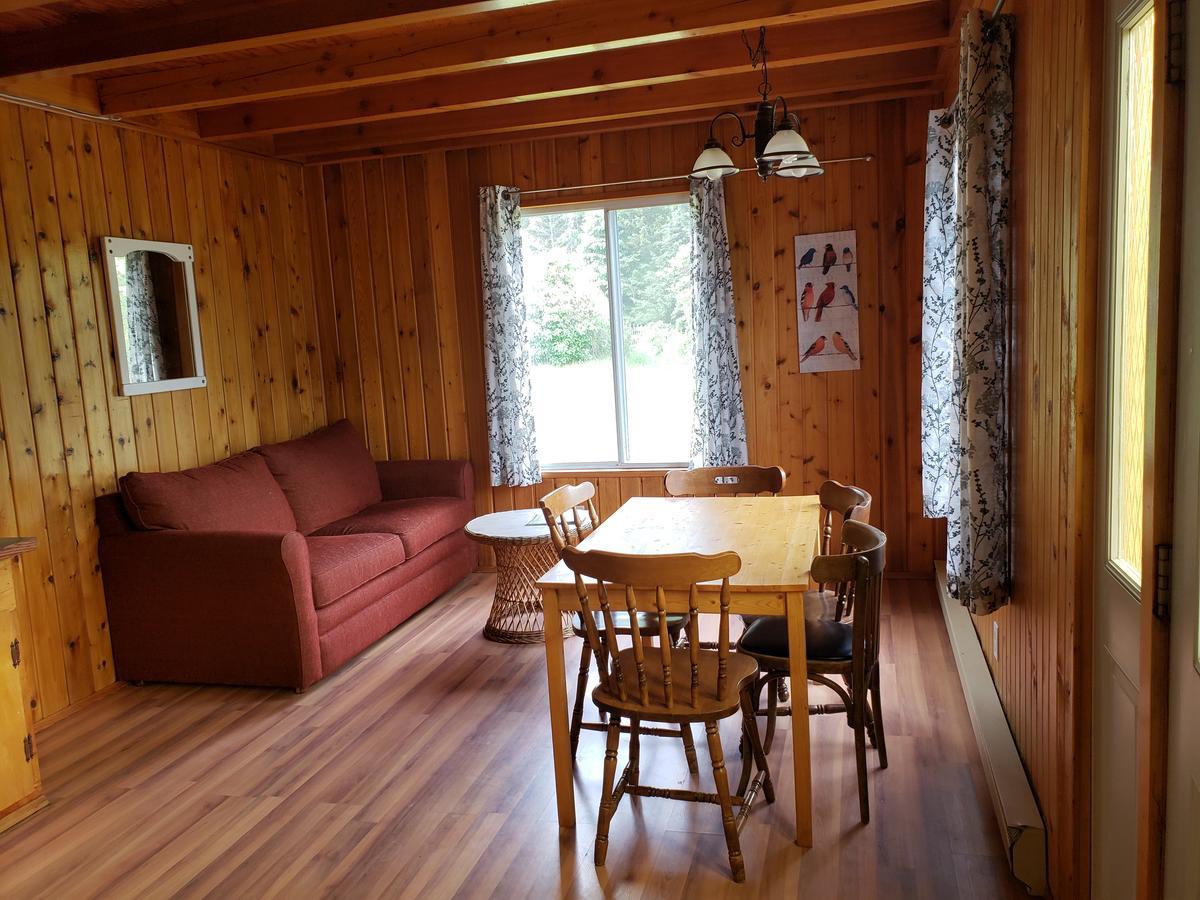 Cherry Cove Cabins Villa Kaslo Exterior photo