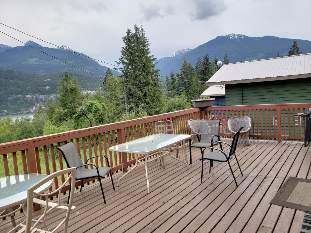 Cherry Cove Cabins Villa Kaslo Exterior photo