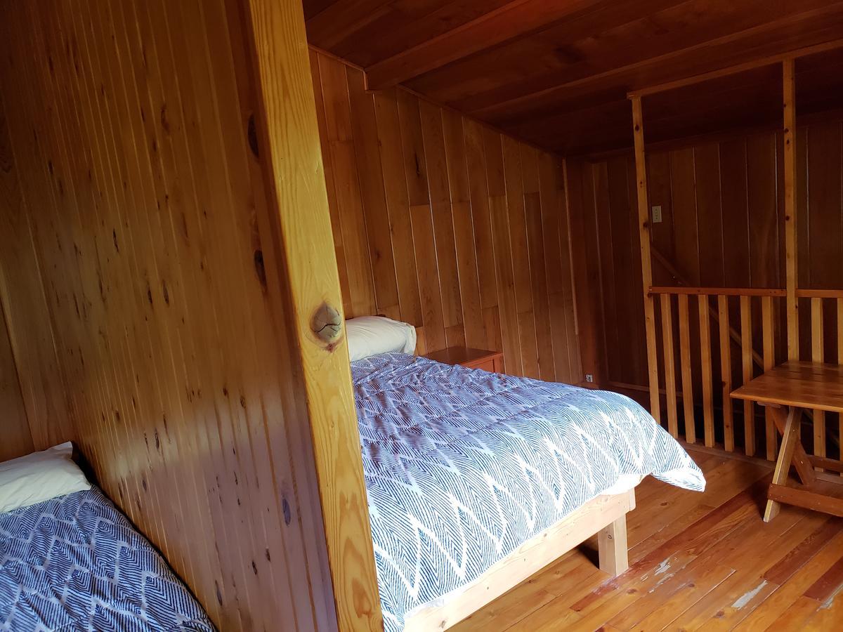 Cherry Cove Cabins Villa Kaslo Exterior photo