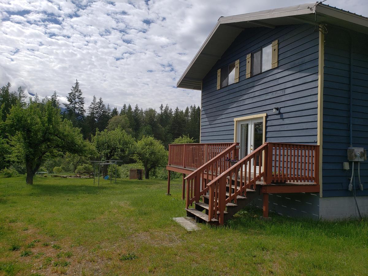 Cherry Cove Cabins Villa Kaslo Exterior photo