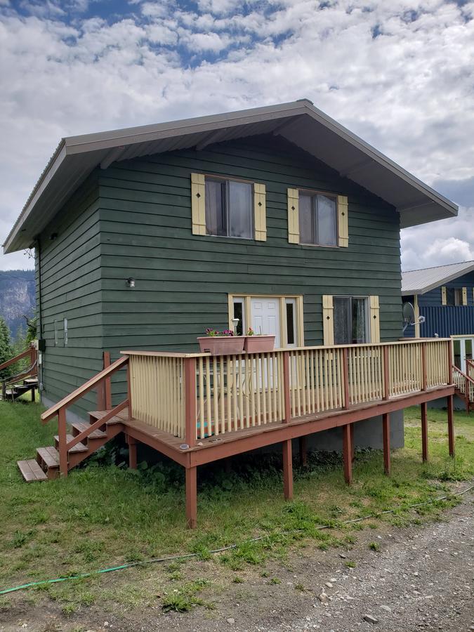 Cherry Cove Cabins Villa Kaslo Exterior photo