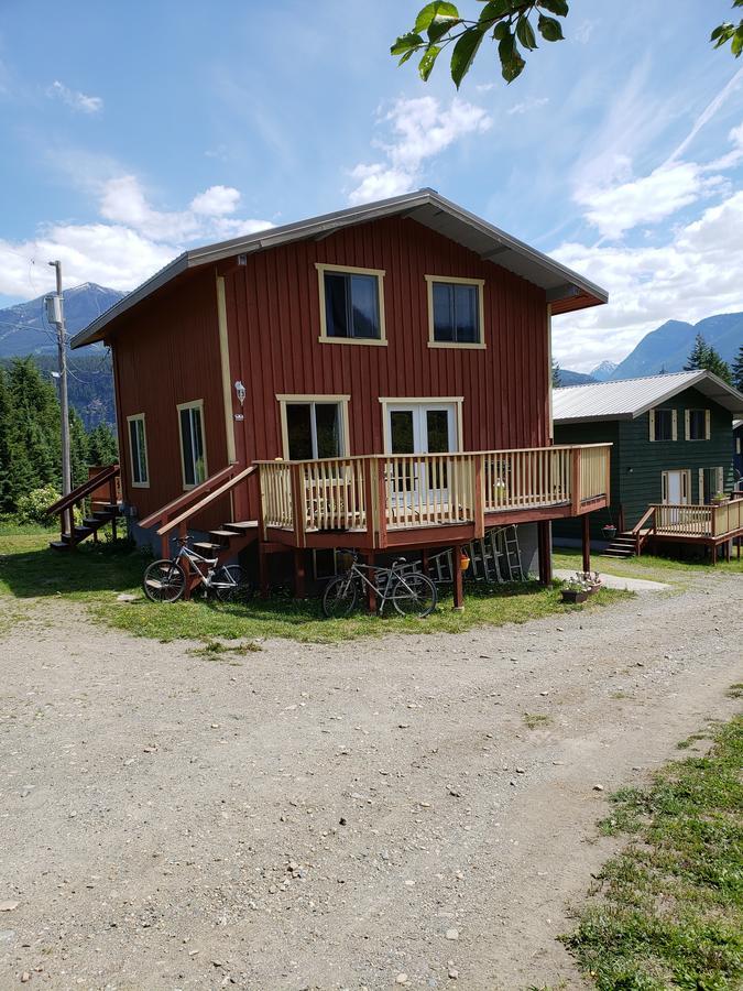 Cherry Cove Cabins Villa Kaslo Exterior photo